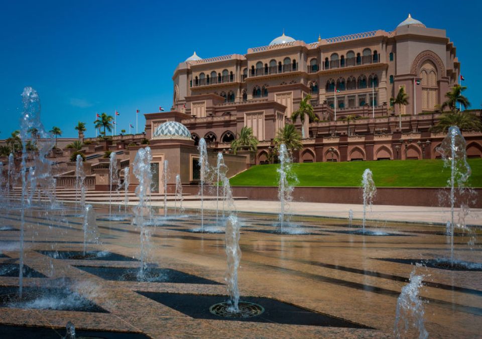 Emirates Palace in Abu Dhabi in United Arab Emirates ©Ali Suliman/123RF.COM