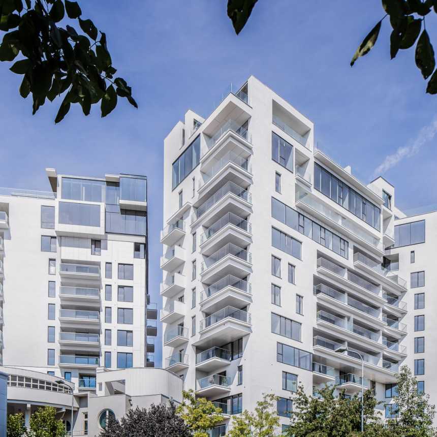 Apartments in One Herastrau Park
