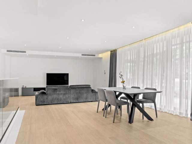 Duplex cu 4 camere de vânzare în One Charles De Gaulle, Primăverii, București
