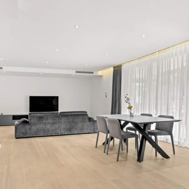 Duplex cu 4 camere de vânzare în One Charles De Gaulle, Primăverii, București