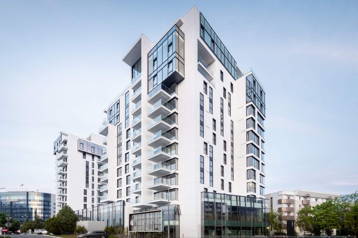 222.8 Sqm Commercial Space For Sale In One Herăstrău Towers
