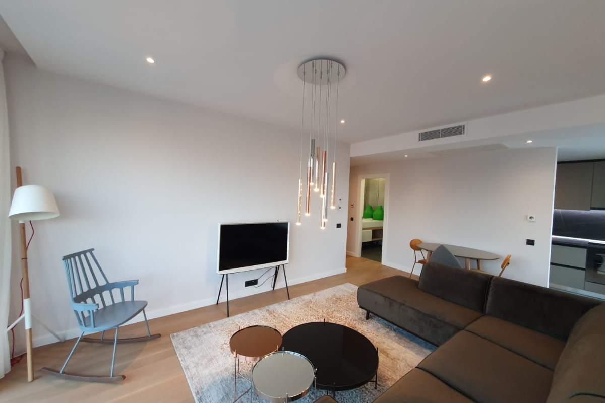 Apartament cu 2 camere de închiriat în One Herăstrău Towers