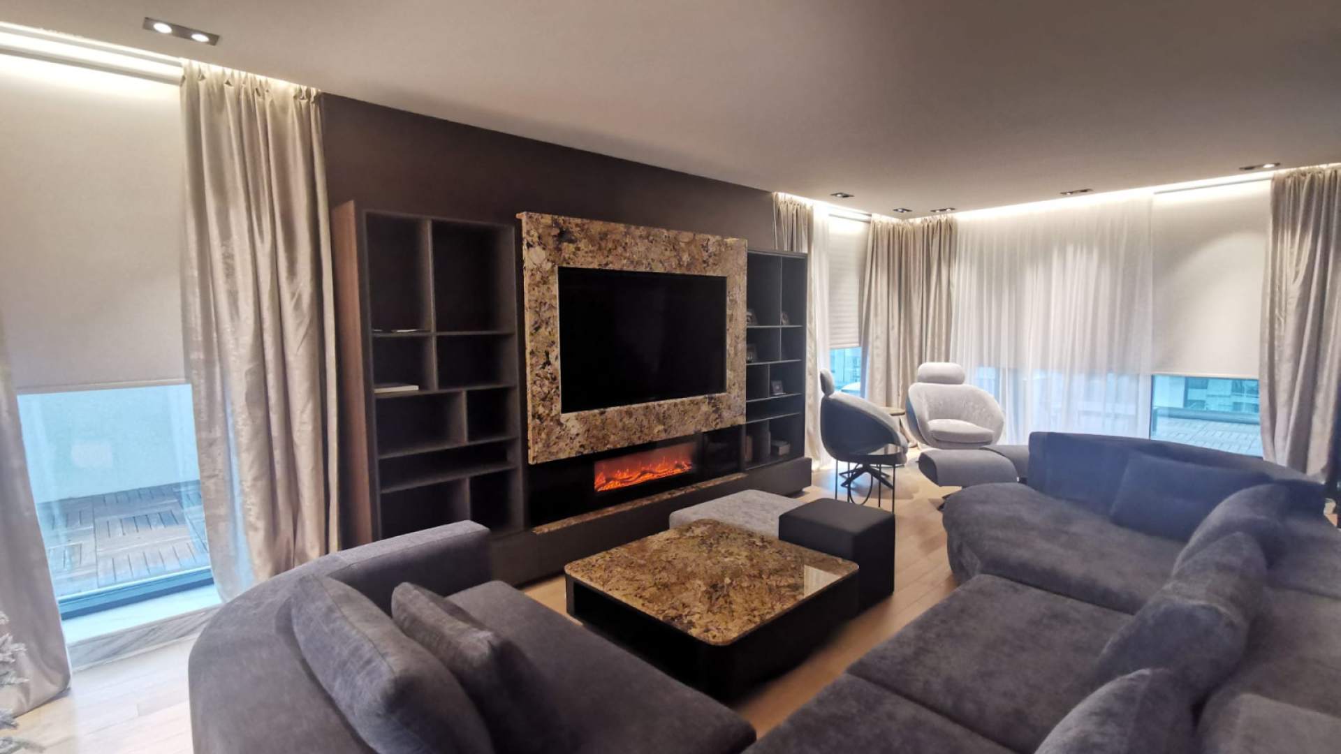 Duplex cu 4 camere de vânzare în One Herăstrău Plaza, Herăstrău, Sector 1