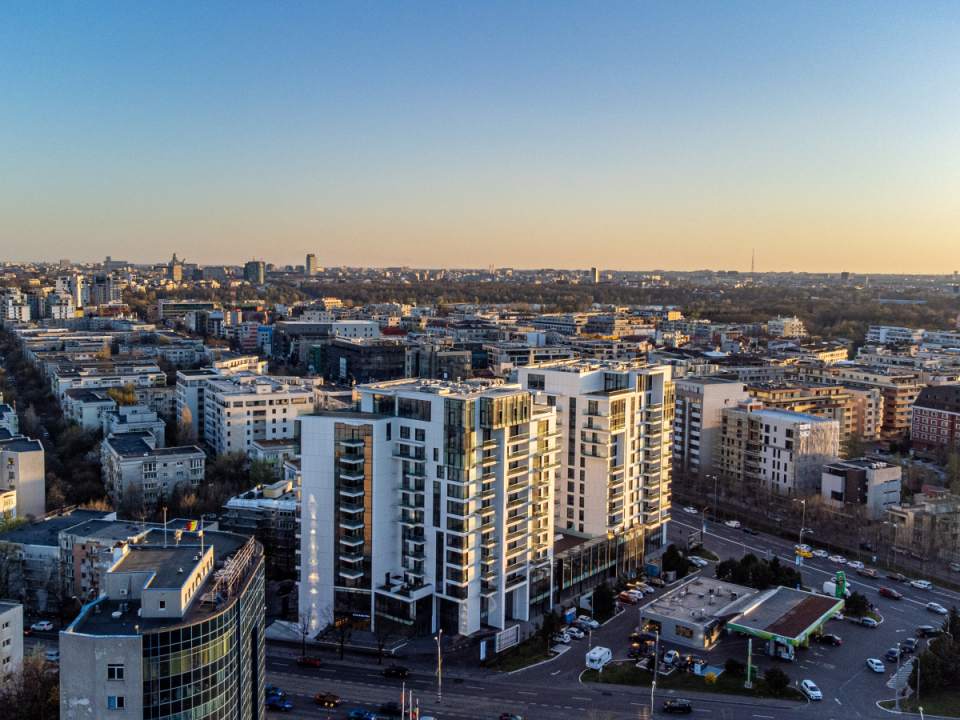 175.4 sqm Commercial Space For Rent In One Herăstrău Towers, Herăstrău, Sector 1