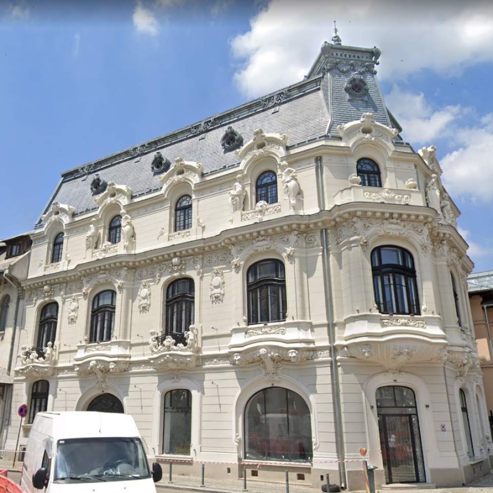 Case bucureștene cu proprietari celebri
