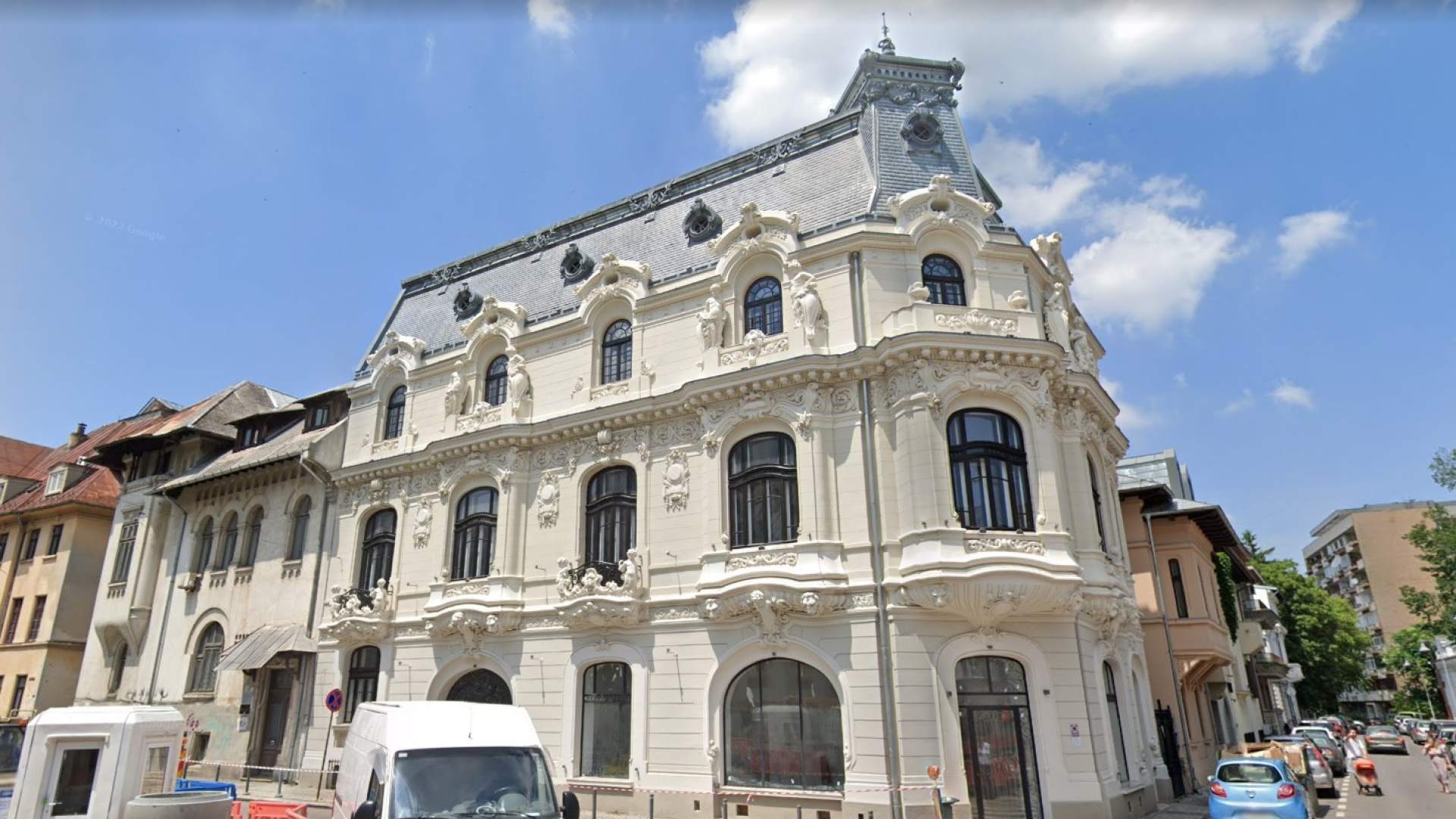 Case bucureștene cu proprietari celebri