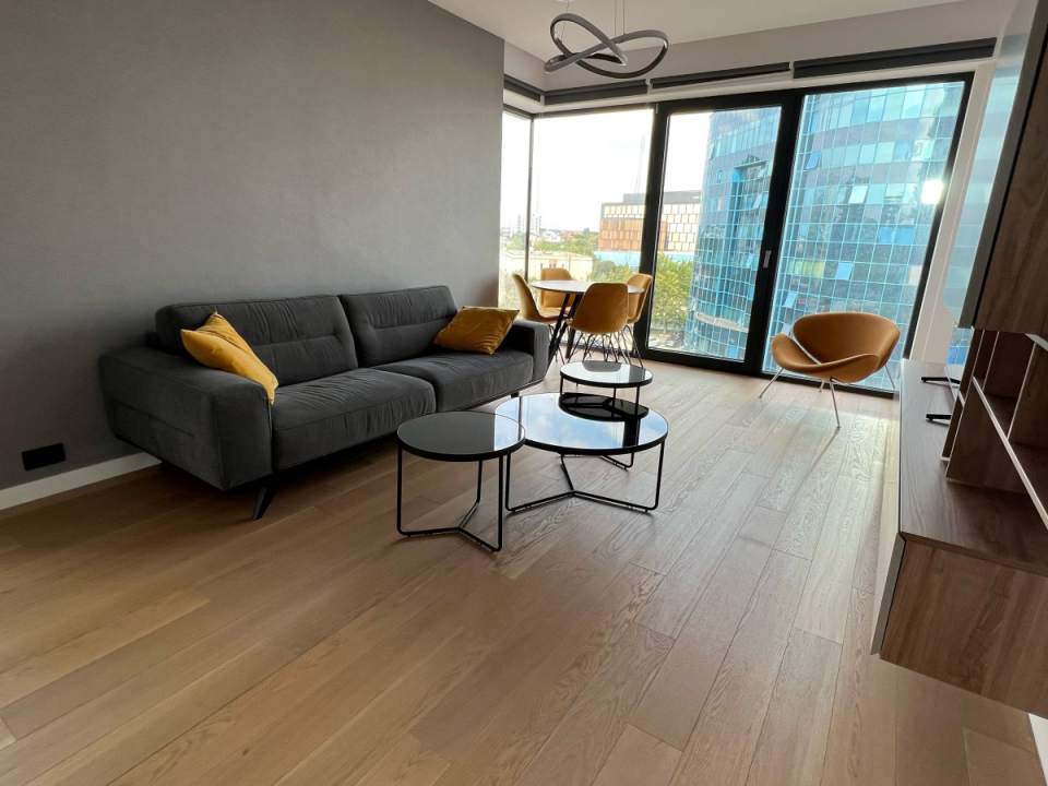 Apartament cu 2 camere de vânzare în One Herăstrău Towers, Herăstrău, Sector 1