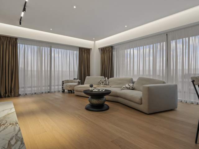 3 Bedroom Apartment For Sale In One Floreasca Towers, București