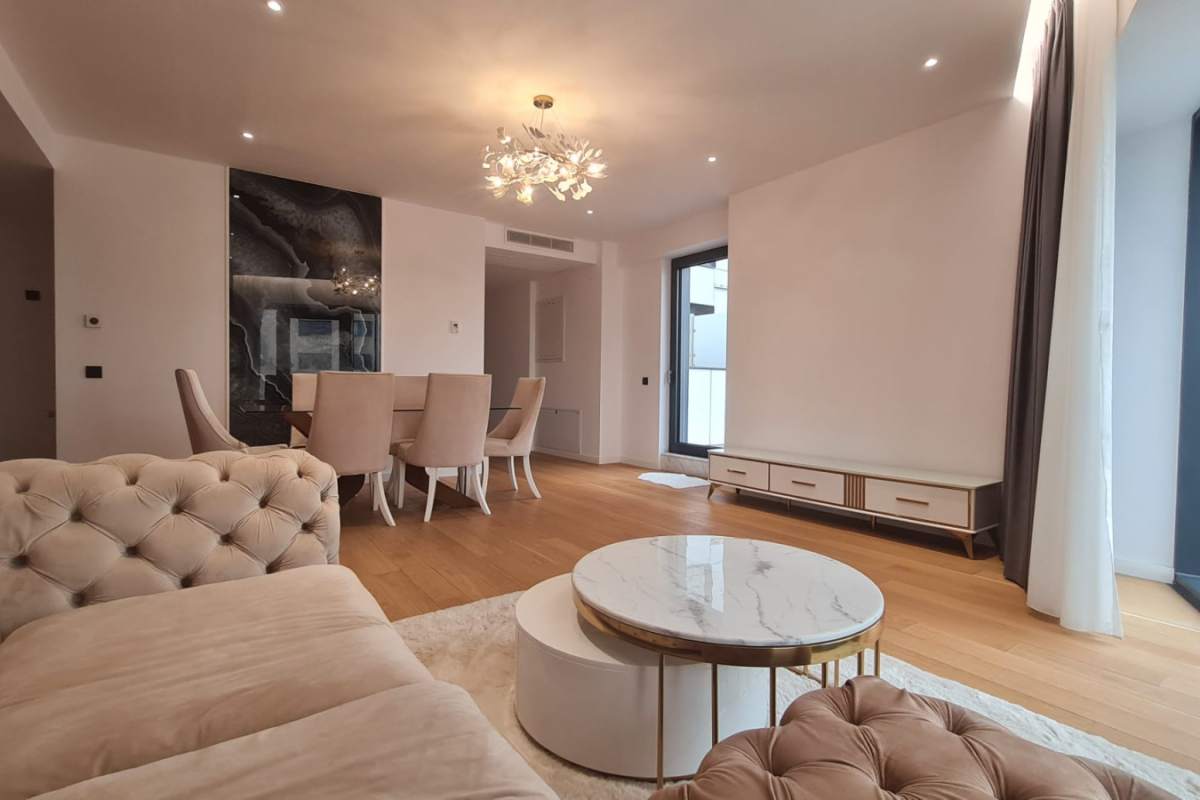 Apartament cu 4 camere de închiriat în One Herăstrău Towers