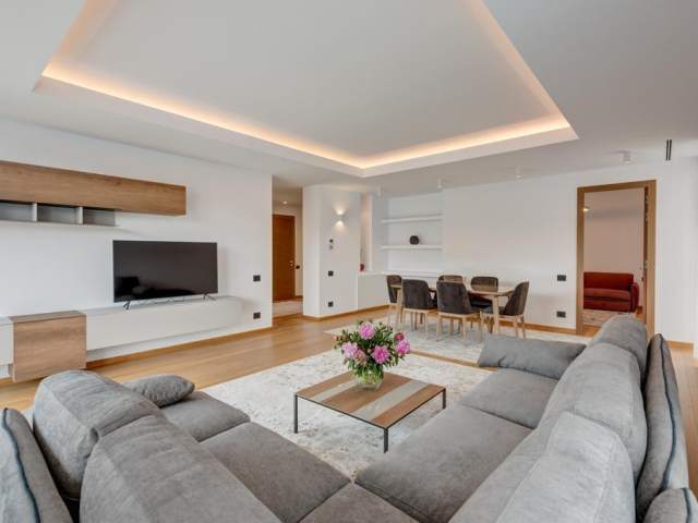 3 Bedroom Apartment For Rent In Primăverii, Primăverii