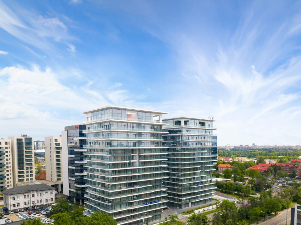 Apartament cu 4 camere de vânzare în One Floreasca Towers, Floreasca, Sector 2
