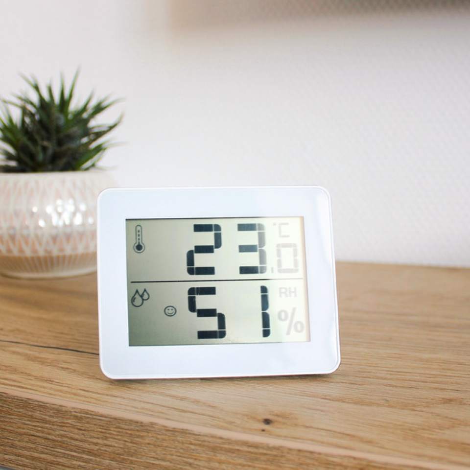Umiditatea din casă: Care este valoarea optimă și cum poate fi obținută