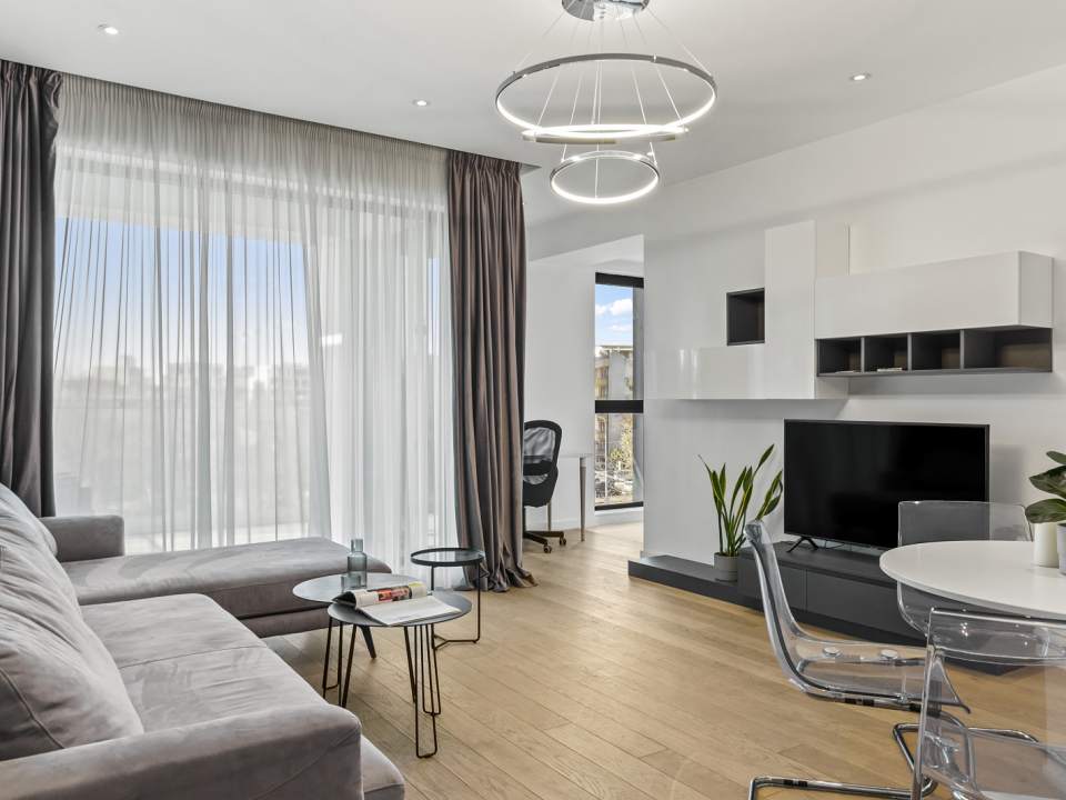 Apartament cu 3 camere de vânzare în One Herăstrău Plaza, Herăstrău, Sector 1