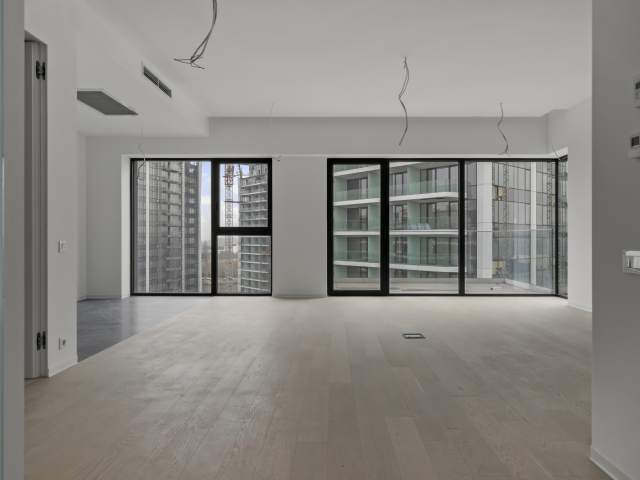 Duplex cu 3 camere de vânzare în One Lake Club, Floreasca, București