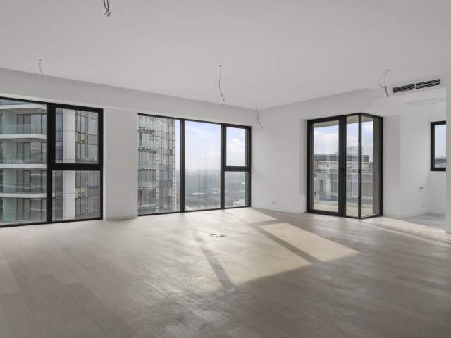 3 Bedroom Penthouse For Sale In One Lake Club, Floreasca, București