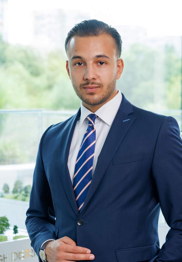Senior Property Advisor