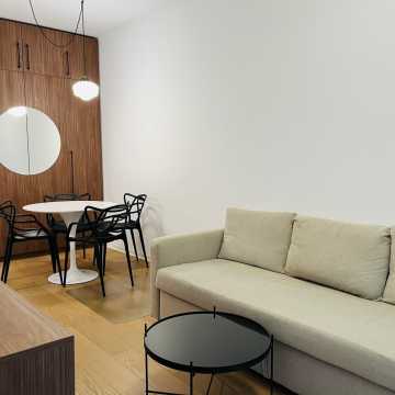 Apartamente garsoniere de vânzare