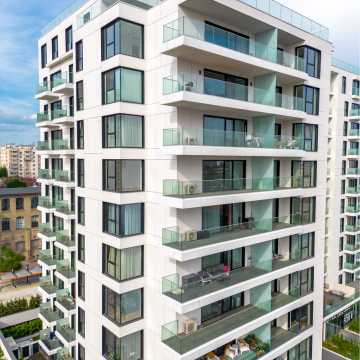 Apartamente cu 4 camere de vânzare