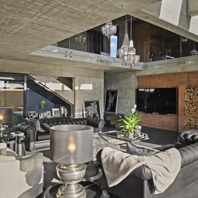 5 Bedroom Villa For Sale In Otopeni, Otopeni