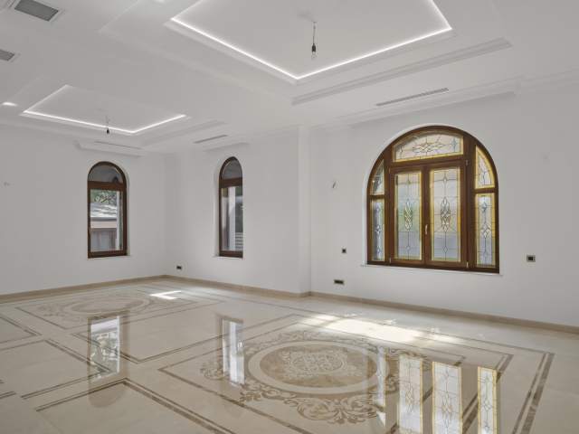 5 Bedroom Villa For Sale In Cotroceni, Cotroceni