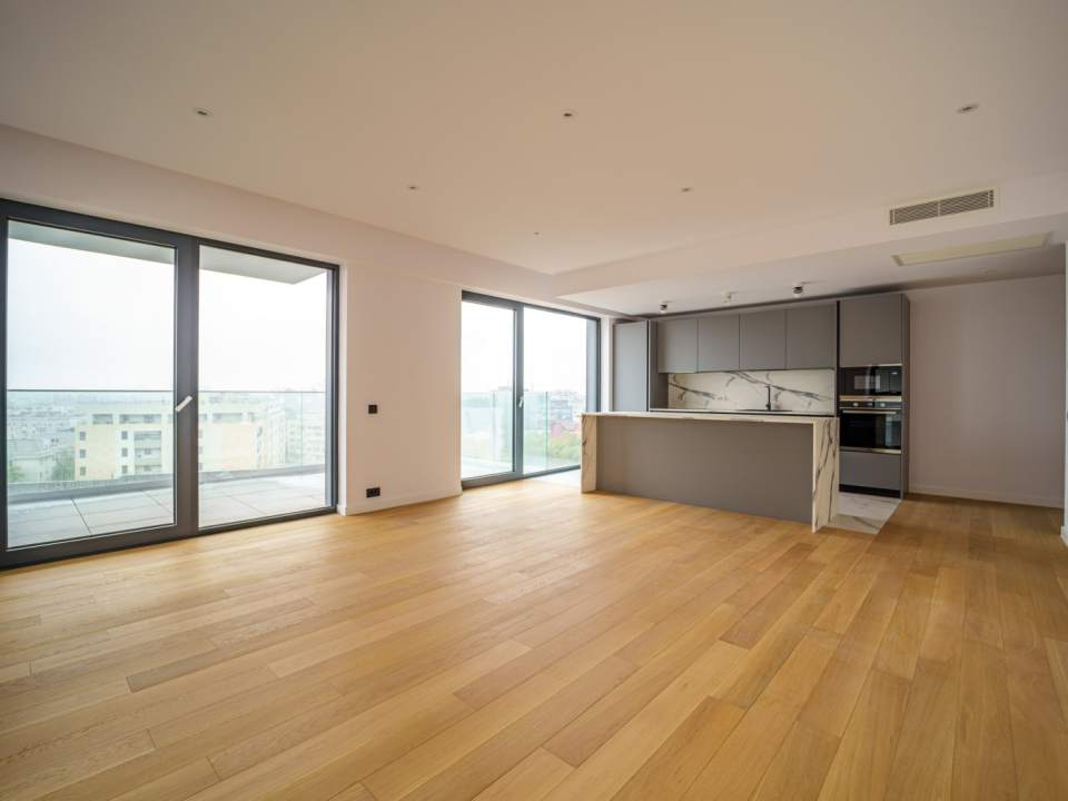 Apartament cu 3 camere de vânzare în One Herăstrău Towers, Herăstrău, Sector 1