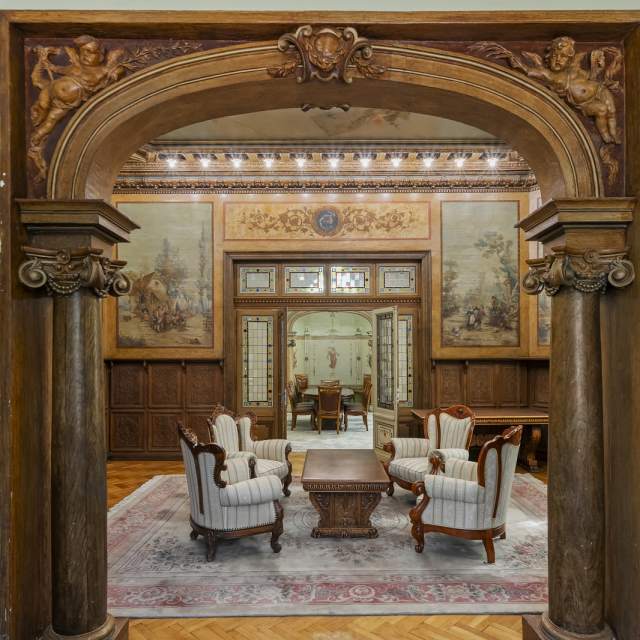 Villa for sale / investment, University area