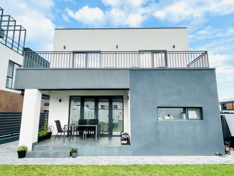 2 Bedroom Villa For Rent