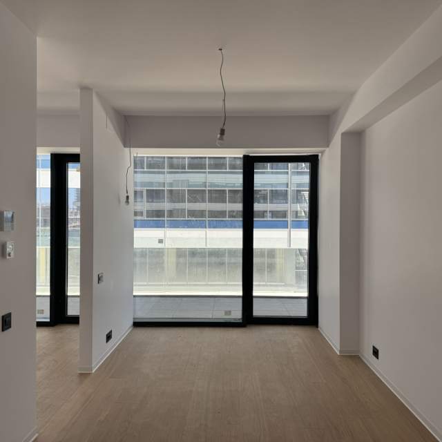 Studio For Sale In One Floreasca Towers, Floreasca, București