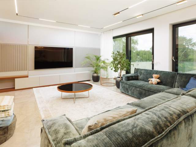 Vila pe malul lacului de vanzare // Snagov