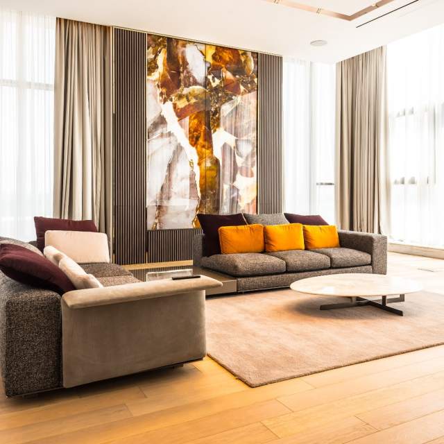 Penthouse cu 4 camere de închiriat în One Herăstrău Towers, București