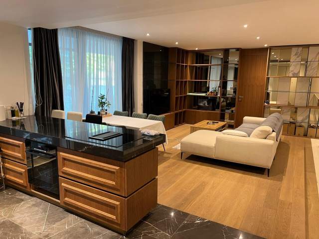 Duplex cu 4 camere de vânzare în One Charles De Gaulle, Primăverii, București