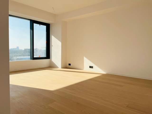 2 Bedroom Apartment For Sale In One Floreasca Towers, București