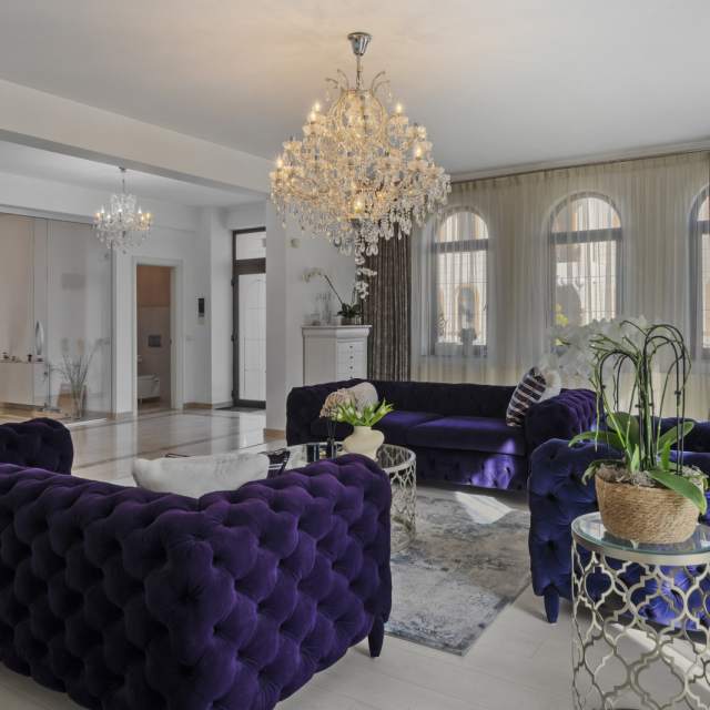 Vila cu 6 camere de vanzare / Zona Pipera