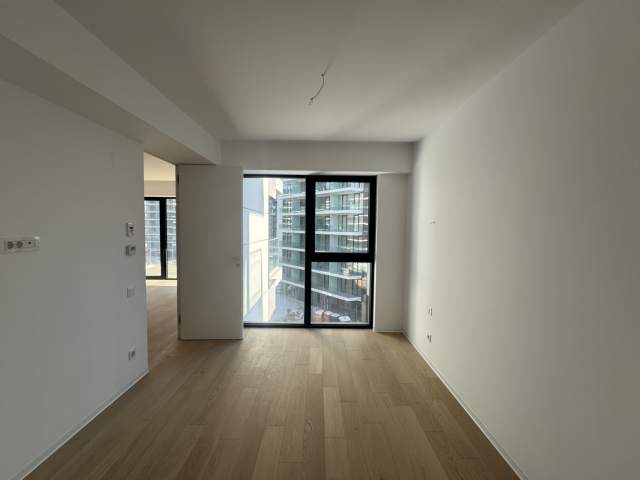 Apartament cu 3 camere de închiriat în One Lake Club, Floreasca, București