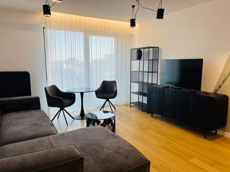 Apartament cu 2 camere de vânzare în One Herăstrău Towers, Herăstrău, Sector 1