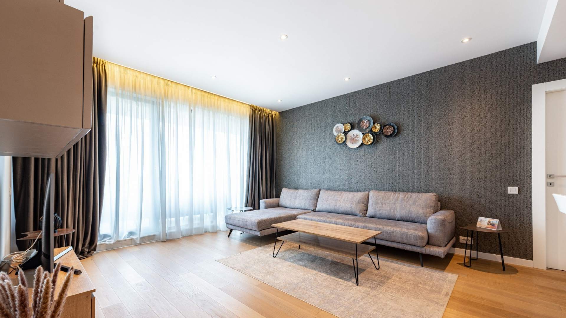 2 Bedroom Apartments