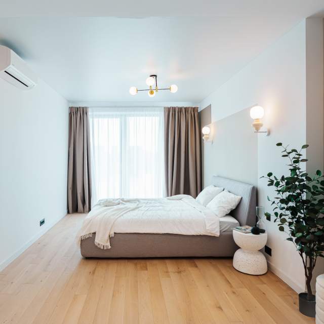 Apartament cu 3 camere de vânzare