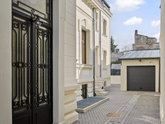 VILA ISTORICA DE VANZARE // ZONA CISMIGIU