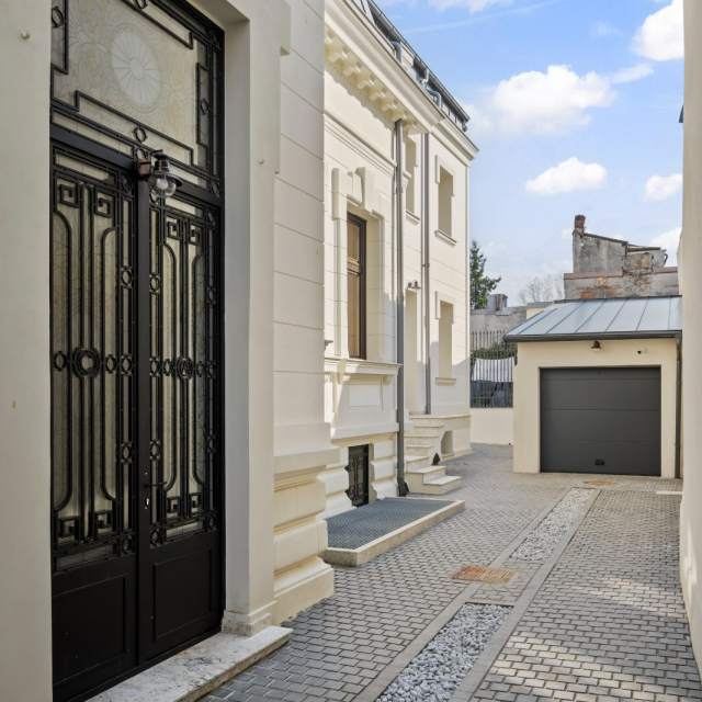 VILA ISTORICA DE VANZARE // ZONA CISMIGIU