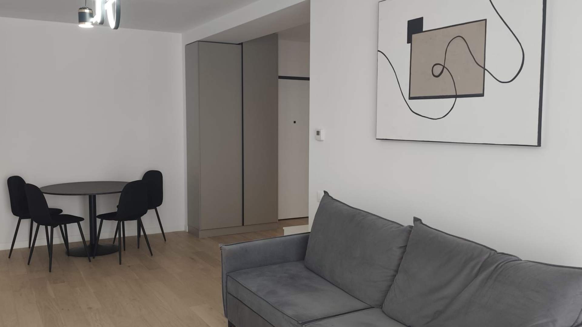2 Bedroom Apartments