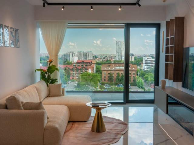 1 Bedroom Apartment For Rent In One Floreasca Towers, București