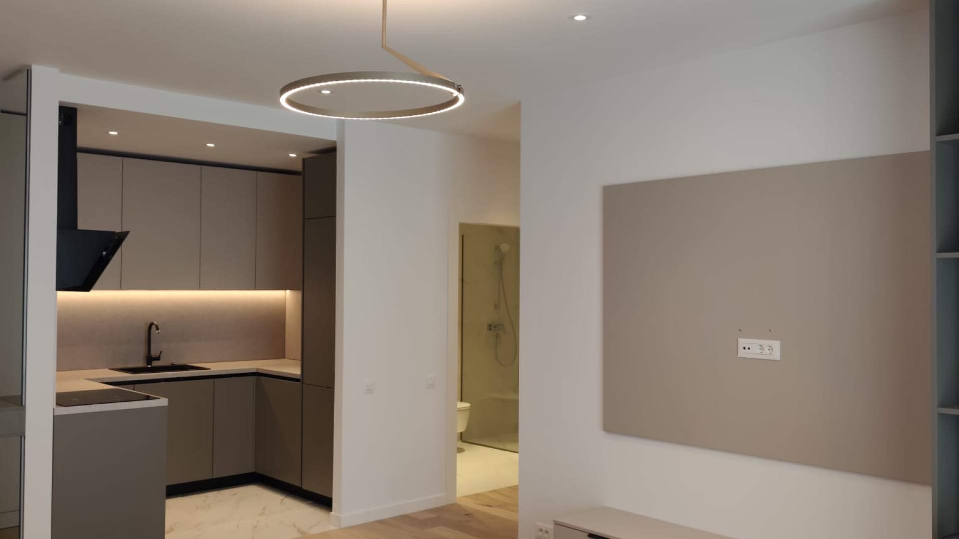 1 Bedroom Apartments