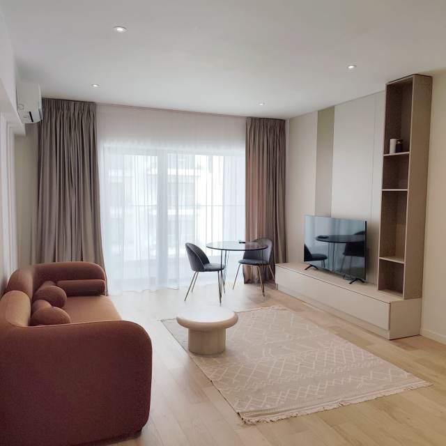 Apartament cu 2 camere de închiriat în One Cotroceni Park, București