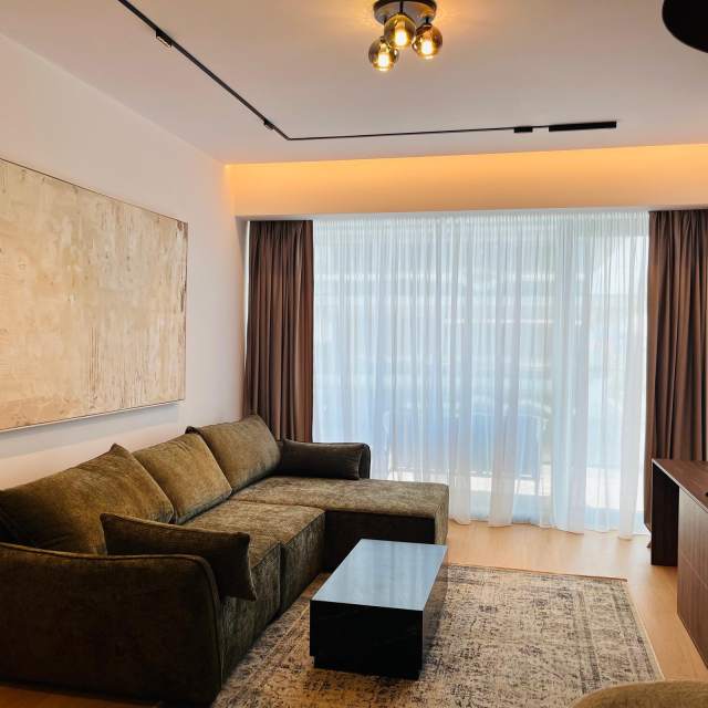 Apartament cu 2 camere de închiriat în One Floreasca Towers, București