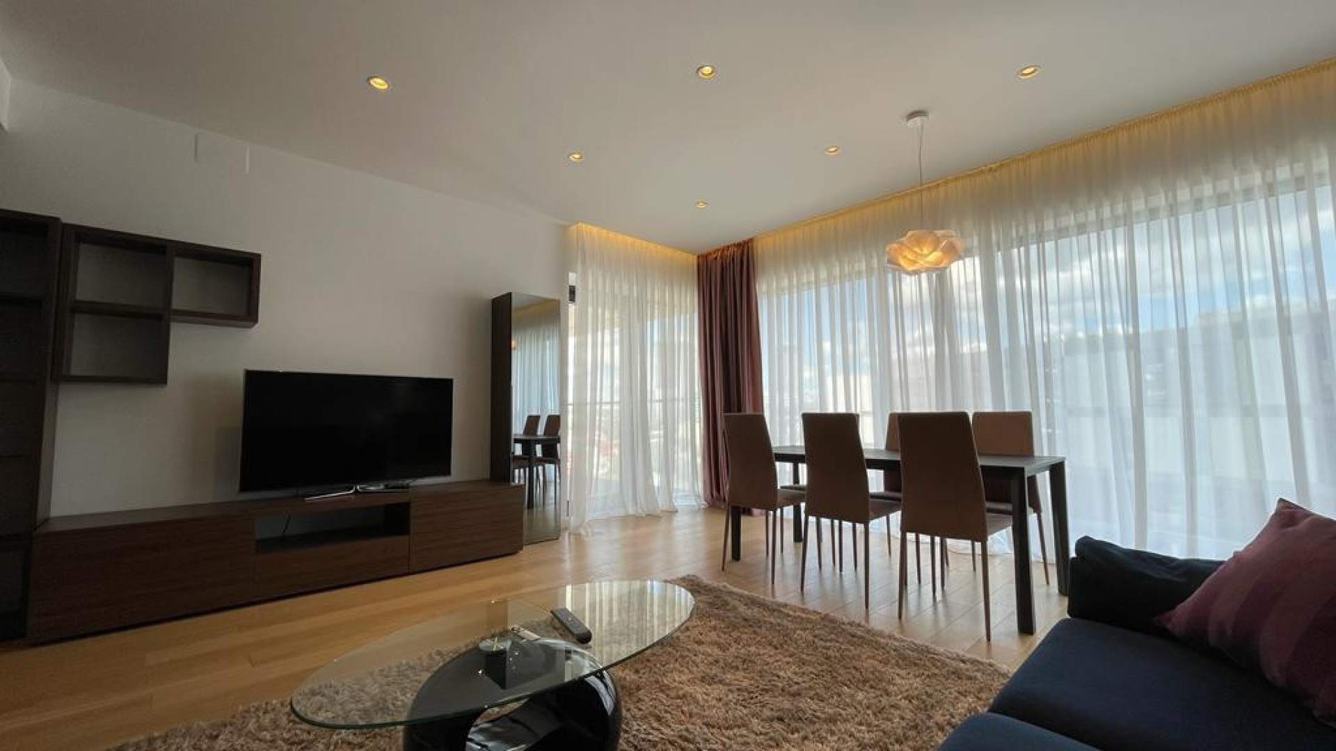 2 Bedroom Apartments