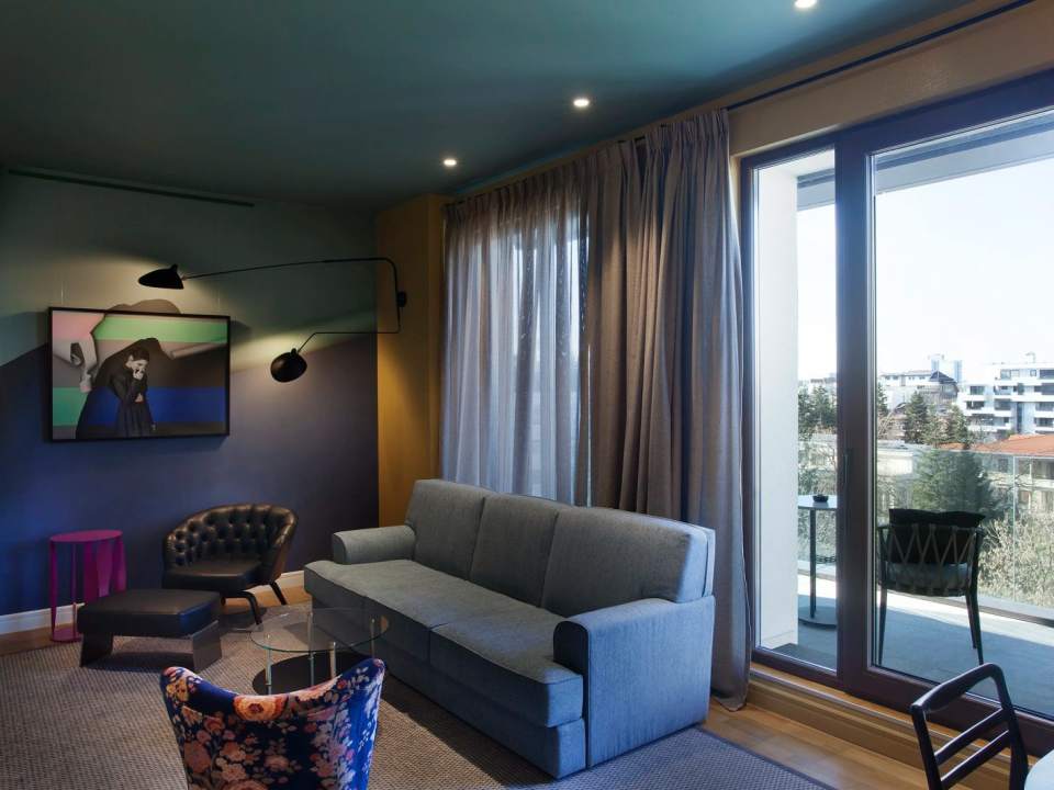 Apartament cu 3 camere de vânzare în ROOM 12, Primăverii