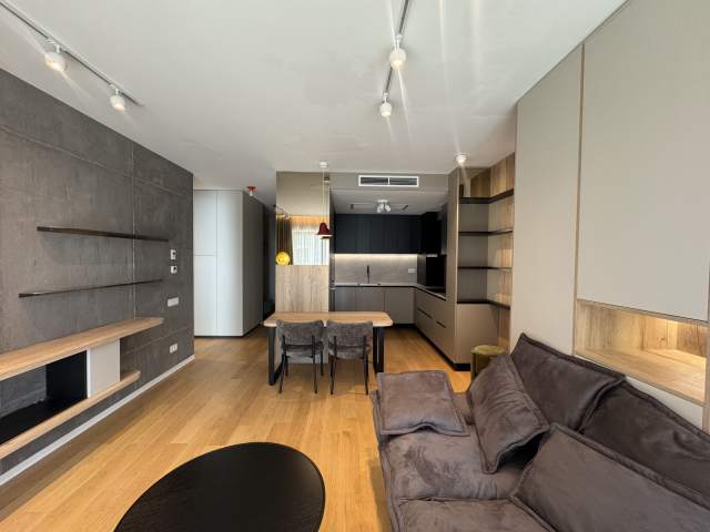 Apartament cu 2 camere de închiriat în One Lake Club, Floreasca, București