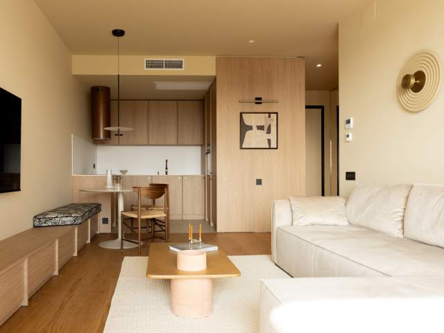 Apartament cu 2 camere de închiriat în One Floreasca Towers, București