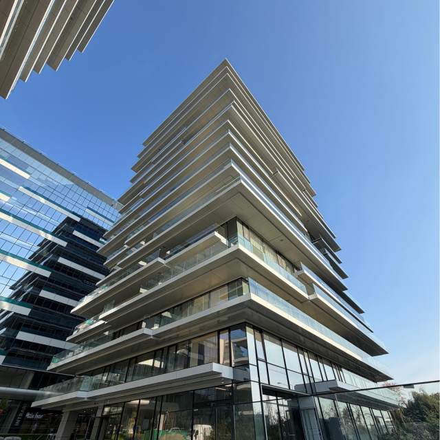 131.6 sqm Commercial Space For Rent In One Floreasca Towers, București