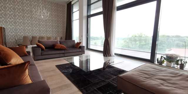4 Bedroom Penthouse For Sale In One Floreasca Lake